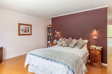 Photo of property in 33 Turangitukua Terrace, Kuratau, Turangi, 3381