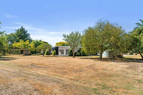 Photo of property in 1 Grey Street, Martinborough, 5711