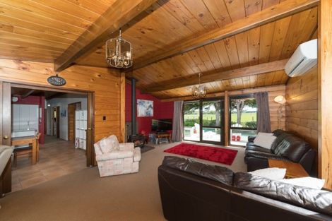 Photo of property in 118 Green Road, Awahuri, Palmerston North, 4476