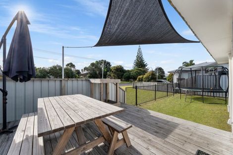Photo of property in 7b Taylor Road, Papamoa Beach, Papamoa, 3118