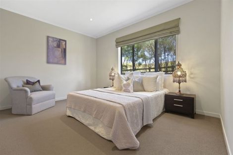 Photo of property in 332a Karaka Road, Karaka, Drury, 2578