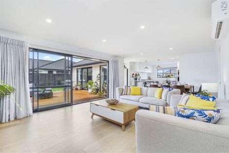 Photo of property in 35 Batten Drive, Flagstaff, Hamilton, 3210