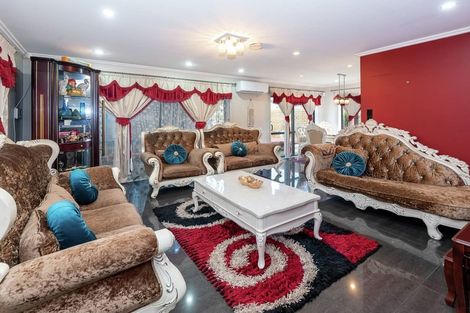 Photo of property in 8a Mccullough Avenue, Papatoetoe, Auckland, 2025