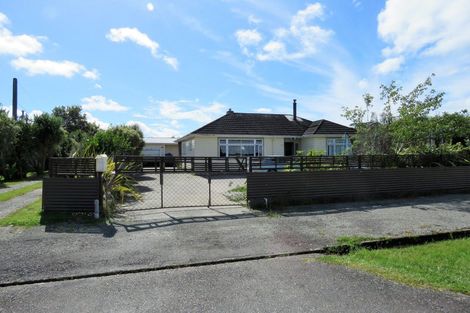 Photo of property in 61 Wakefield Street, Westport, 7825