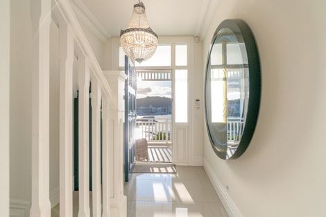 Photo of property in 48 Mcfarlane Street, Mount Victoria, Wellington, 6011