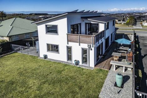 Photo of property in 55 Sovereign Boulevard, Kaiapoi, 7630