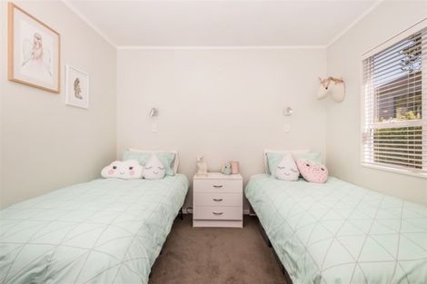 Photo of property in 6a Handley Avenue, Narrow Neck, Auckland, 0624