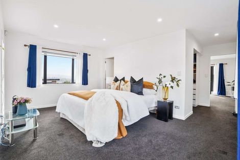 Photo of property in 1 Arataki Way, Glen Eden, Auckland, 0602