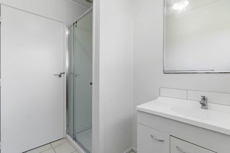 Photo of property in 2/52 Te Kanawa Crescent, Henderson, Auckland, 0610