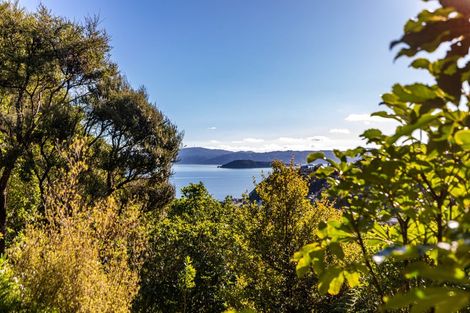 Photo of property in 17 Korimako Road, Days Bay, Lower Hutt, 5013