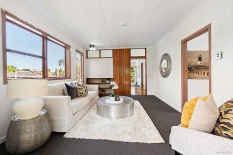 Photo of property in 72 Shoreham Street, Avondale, Auckland, 0600