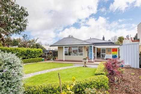 Photo of property in 442 College Street, Hokowhitu, Palmerston North, 4410
