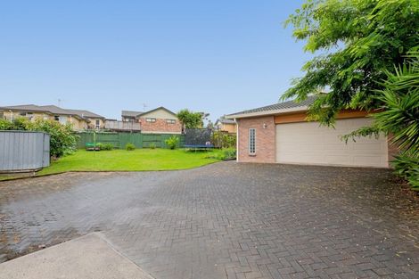 Photo of property in 17 Thornlea Drive, Welcome Bay, Tauranga, 3112