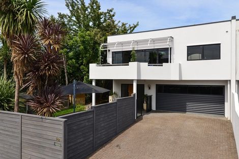 Photo of property in 18b Burn-murdoch Street, St Andrews, Hamilton, 3200