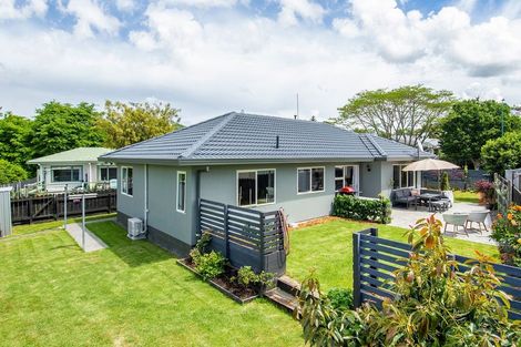 Photo of property in 25 Sunvale Place, Gate Pa, Tauranga, 3112