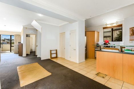 Photo of property in 12 Hall Avenue, Newtown, Wellington, 6021