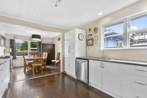 Photo of property in 14 Parenga Street, Wainuiomata, Lower Hutt, 5014