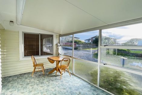 Photo of property in 9 Mcleod Road, Henderson, Auckland, 0612