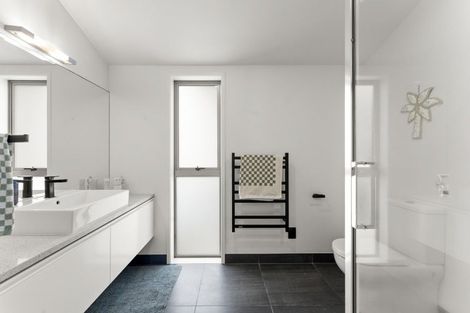 Photo of property in 13a Tui Street, Mount Maunganui, 3116