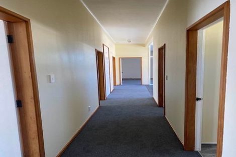 Photo of property in 40 Cedar Street, Maungaraki, Lower Hutt, 5010