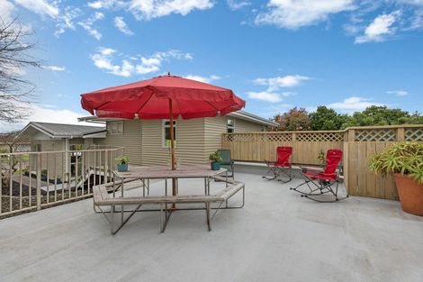 Photo of property in 4 Evelyn Place, Welbourn, New Plymouth, 4310