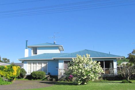 Photo of property in 16 Ayton Street, Mangapapa, Gisborne, 4010