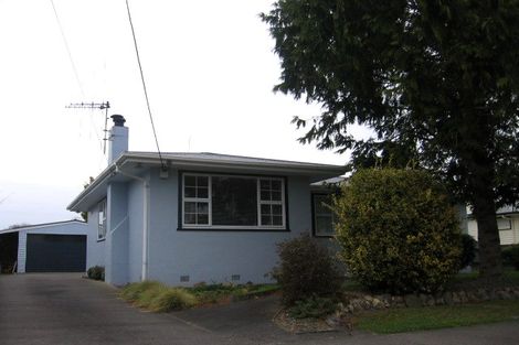 Photo of property in 14 Benmore Avenue, Cloverlea, Palmerston North, 4412