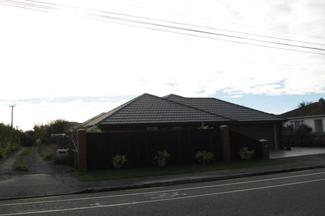 Photo of property in 14 Sawyers Arms Road, Northcote, Christchurch, 8052