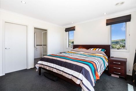 Photo of property in 31 Paparoa Crescent, Aotea, Porirua, 5024