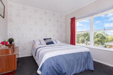 Photo of property in 2/8 East Coast Road, Milford, Auckland, 0620