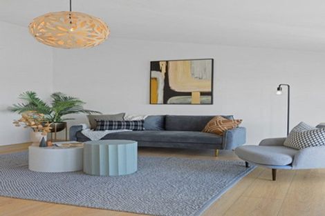 Photo of property in 3/50 Old Lake Road, Narrow Neck, Auckland, 0624