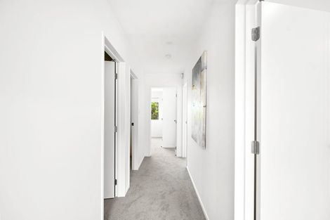 Photo of property in 12c Massine Place, Randwick Park, Auckland, 2105