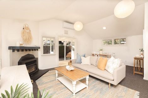 Photo of property in 5 Bridge Street, Waikuku Beach, 7473