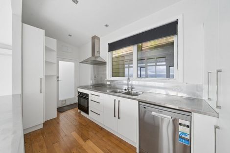 Photo of property in 100 Grafton Road, Roseneath, Wellington, 6011