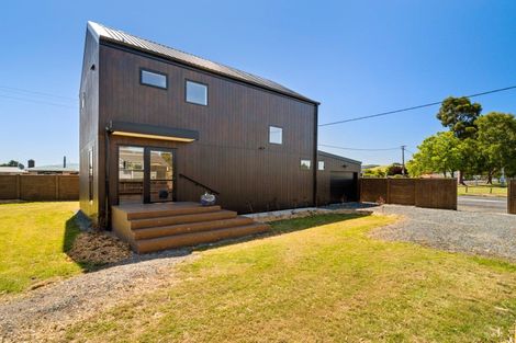 Photo of property in 66 Spenser Street, Milton, 9220