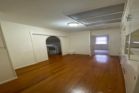 Photo of property in 42a Halsey Road, Manurewa, Auckland, 2102