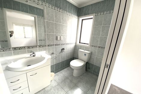 Photo of property in 78 Huntington Drive, Huntington Park, Auckland, 2013