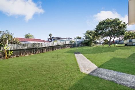 Photo of property in 22 Cottingham Crescent, Mangere East, Auckland, 2024