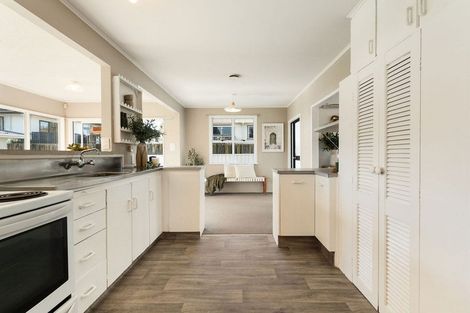 Photo of property in 29 Millers Road, Brookfield, Tauranga, 3110