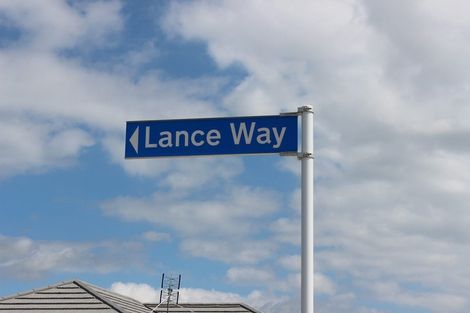 Photo of property in 12 Lance Way, Papamoa, 3118