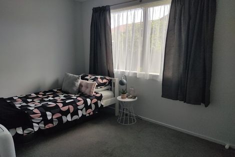 Photo of property in 22a Queen Road, Bellevue, Tauranga, 3110