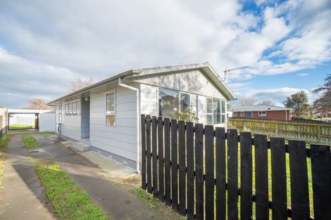 Photo of property in 74 Stillwater Place, Westbrook, Palmerston North, 4412