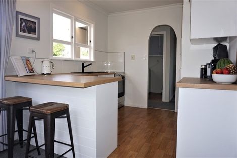 Photo of property in 24 Ferguson Street, Levin, 5510