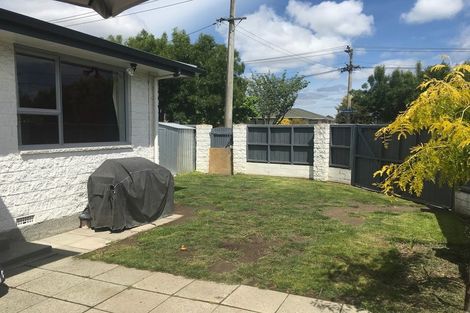 Photo of property in 2 Dunbarton Street, Redwood, Christchurch, 8051