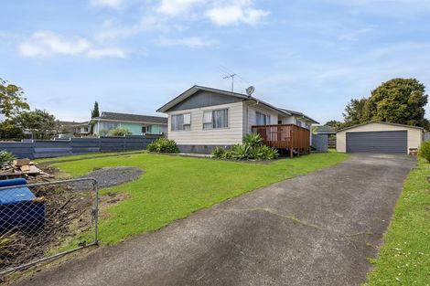 Photo of property in 14 Sharland Avenue, Manurewa, Auckland, 2102