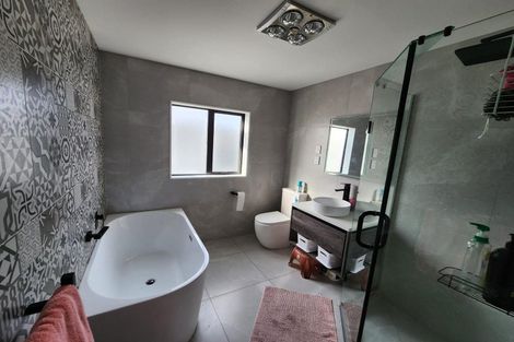 Photo of property in 4 Paripari Street, Flat Bush, Auckland, 2019