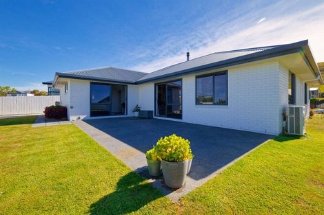 Photo of property in 76 Shearwater Drive, Kaikoura, 7300