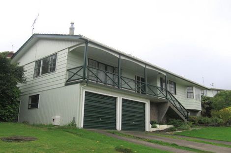 Photo of property in 4 Zande Terrace, Tawa, Wellington, 5028