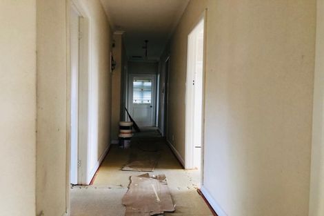 Photo of property in 9a Grande Vue Road, Hillpark, Auckland, 2102