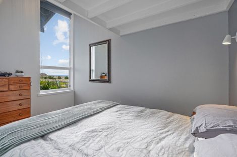 Photo of property in 3428 Pourerere Beach Road, Pourerere, Omakere, 4271